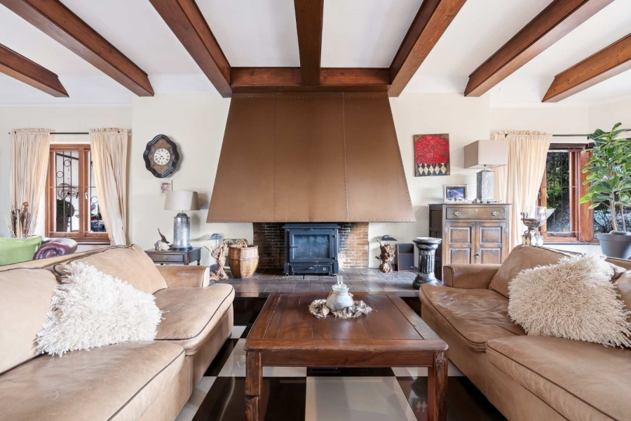 5 Bedroom Property for Sale in Sonstraal Heights Western Cape